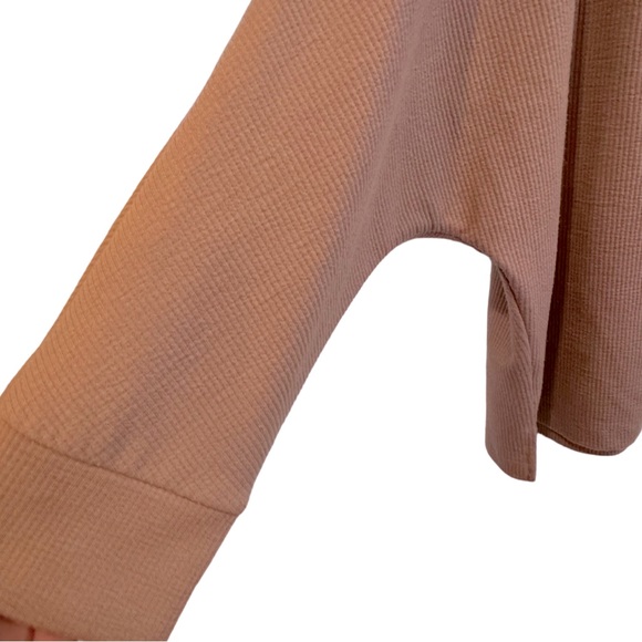 DYNAMITE Dolman Sleeve Dusty Mauve V Front & Back Lightly Ribbed Soft Top BNWOT - Picture 7 of 10